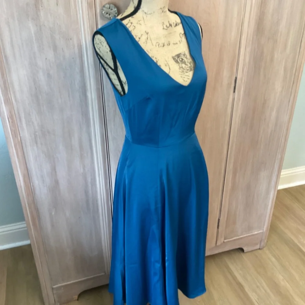 NWT Modcloth Blue Fit Flare Sleeveless Midi Dress wedding retro size 2